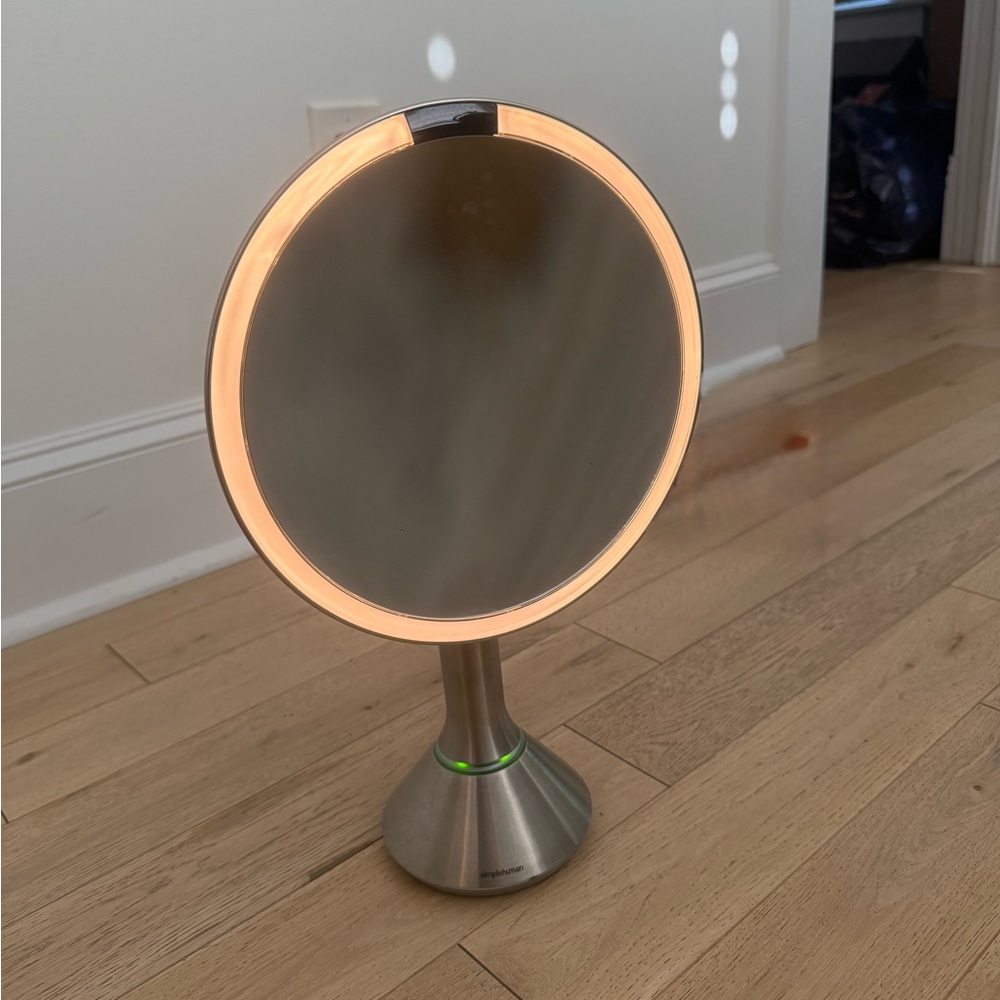 Simplehuman lighted makeup mirror